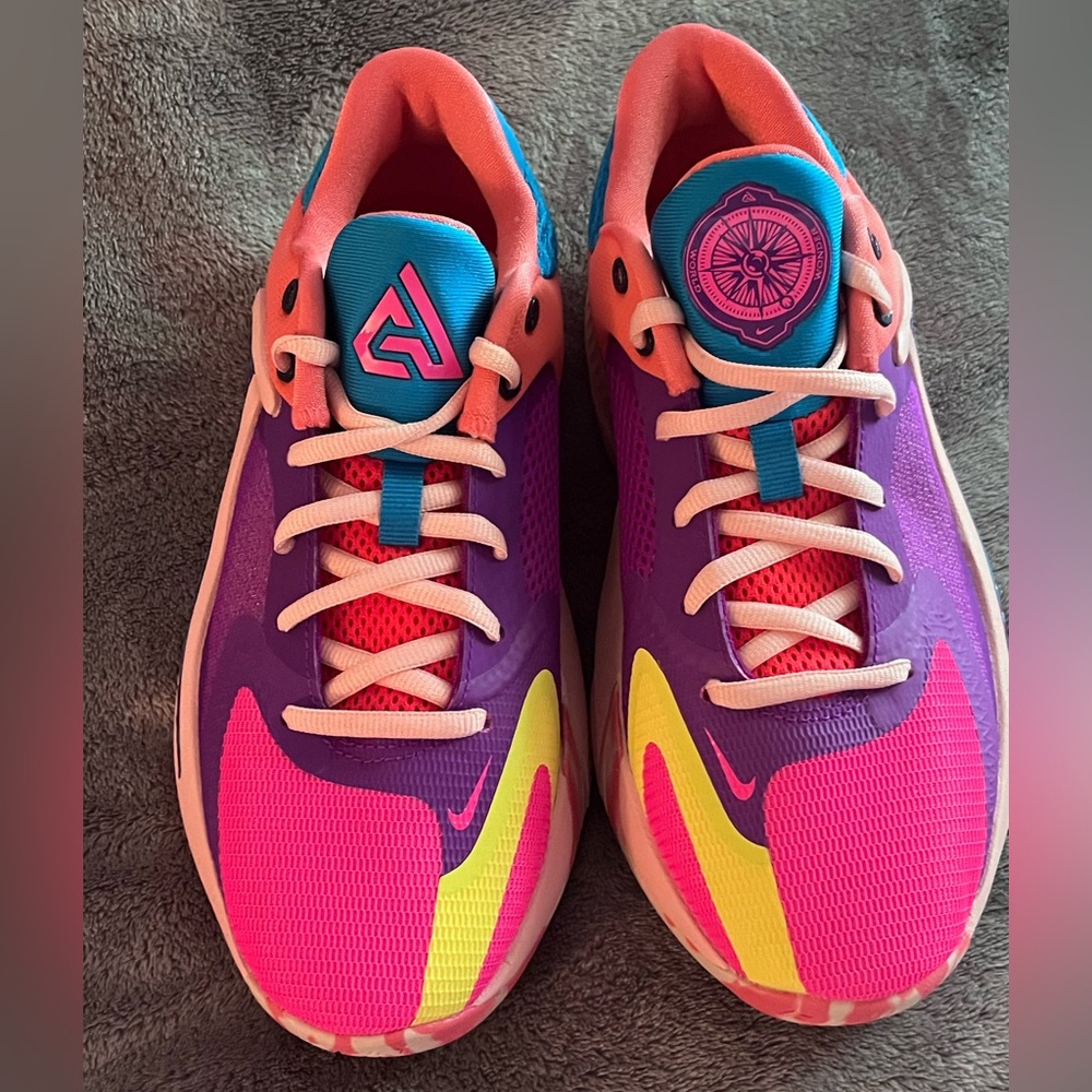 NIKE ZOOM FREAK 4 BASKETBALL SHOES